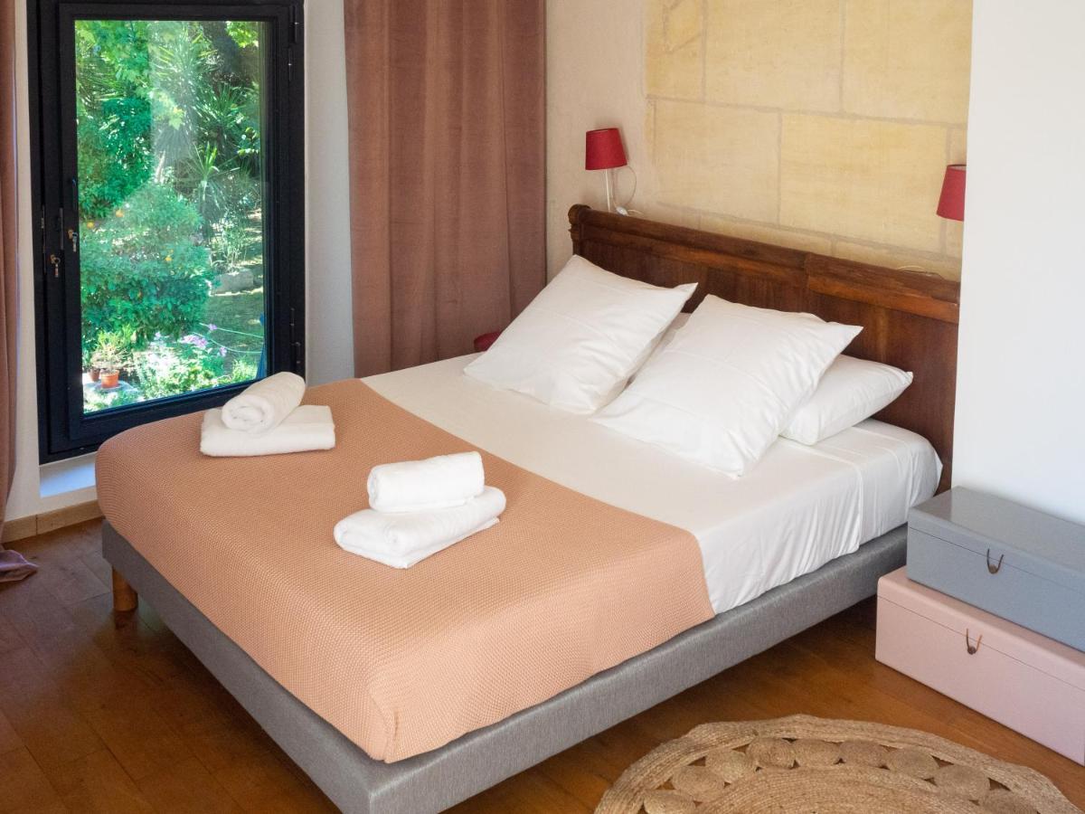 La Madeleine Arles Apartment Ngoại thất bức ảnh